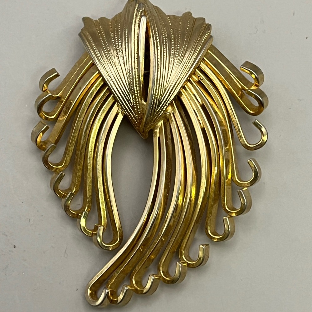 Gold Textured Vintage Wing Brooch with Asymmetrical Design
